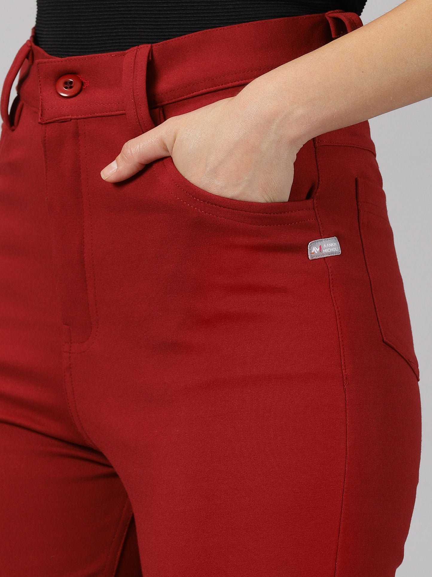 Maroon solid four pocket stretchable trousers