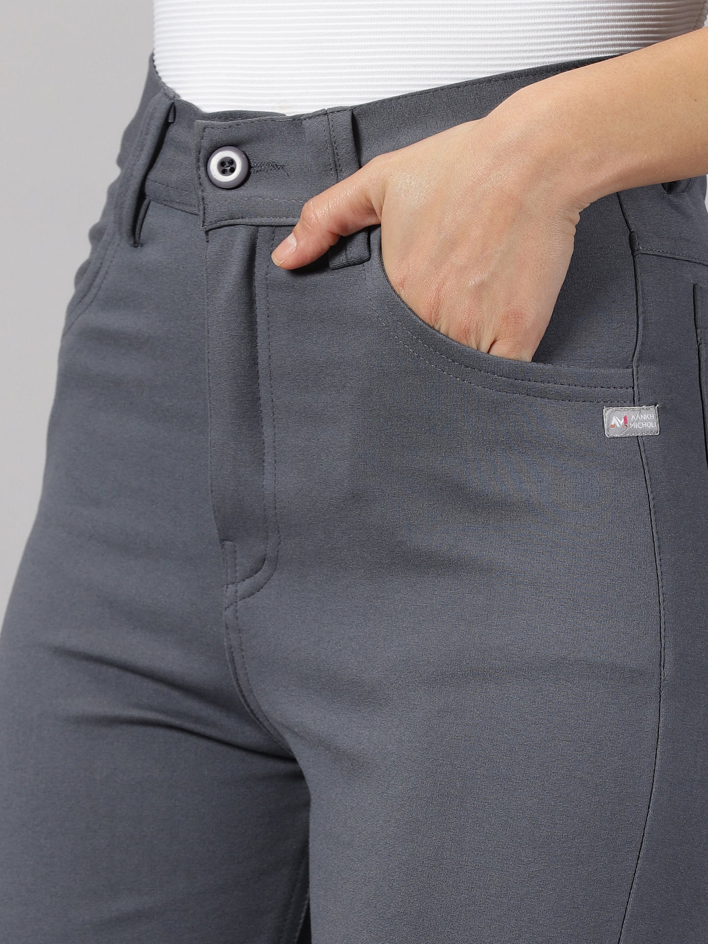 Light grey solid four pocket stretchable trousers